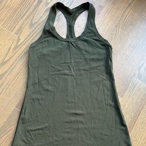 Lululemon Cool Racerback Tank Green Size 4